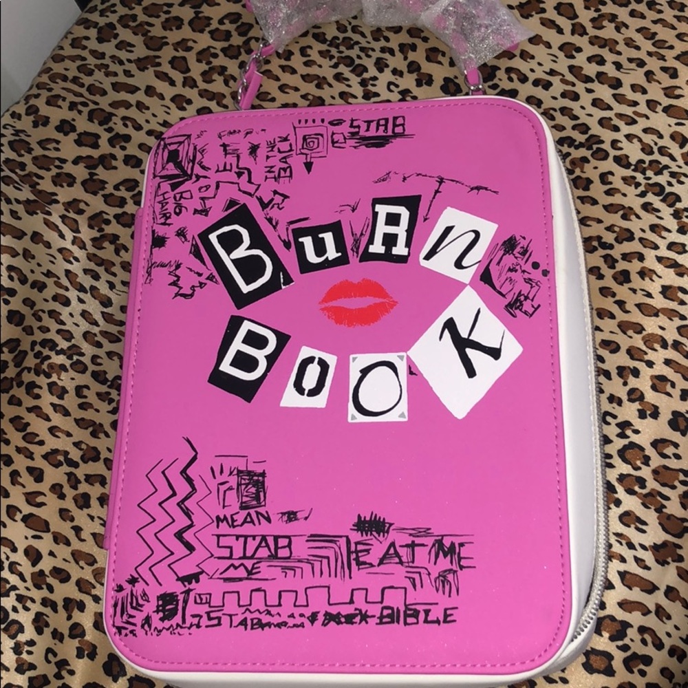 NWOT Spectrum burn book makeup brush kit